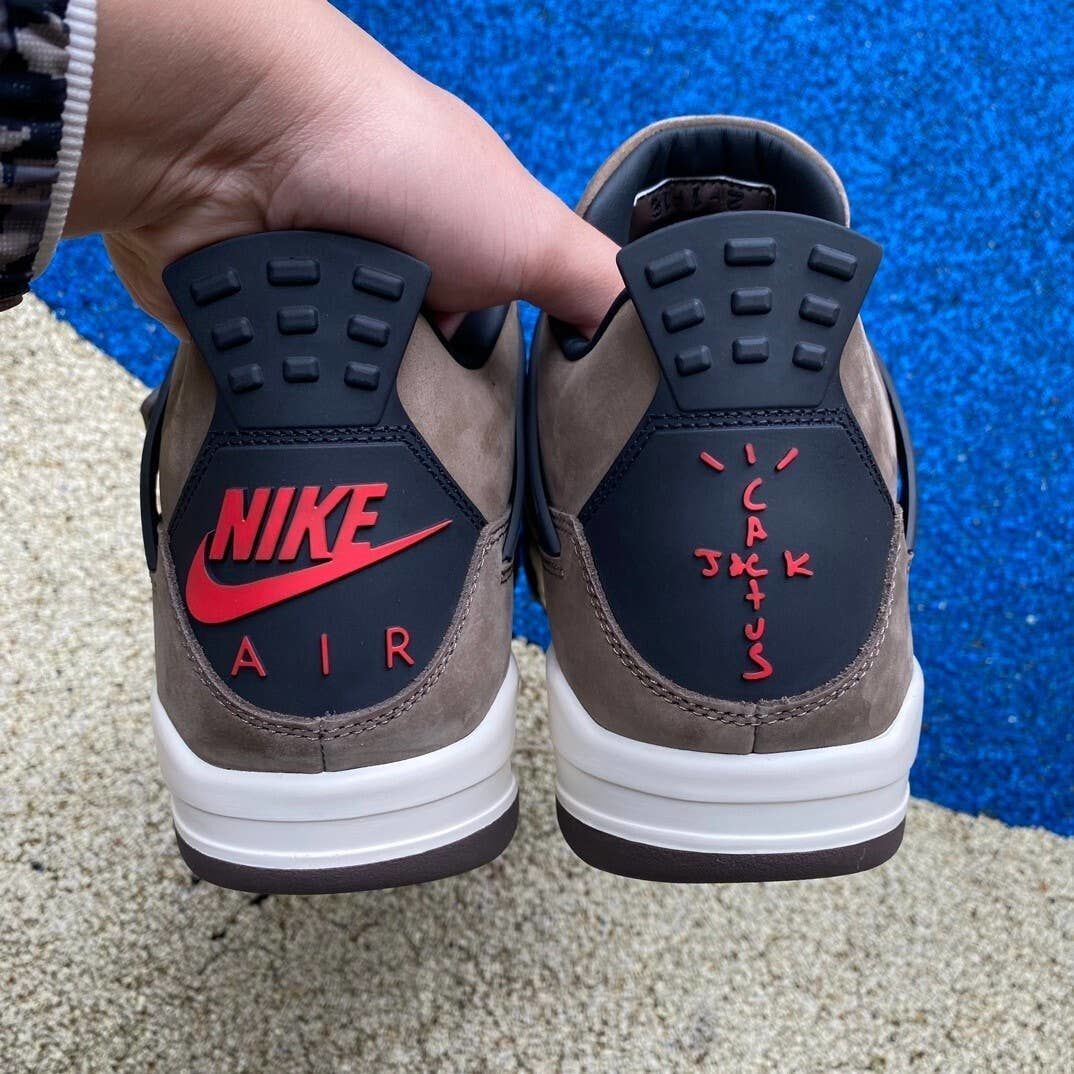 J4r TS x AIR