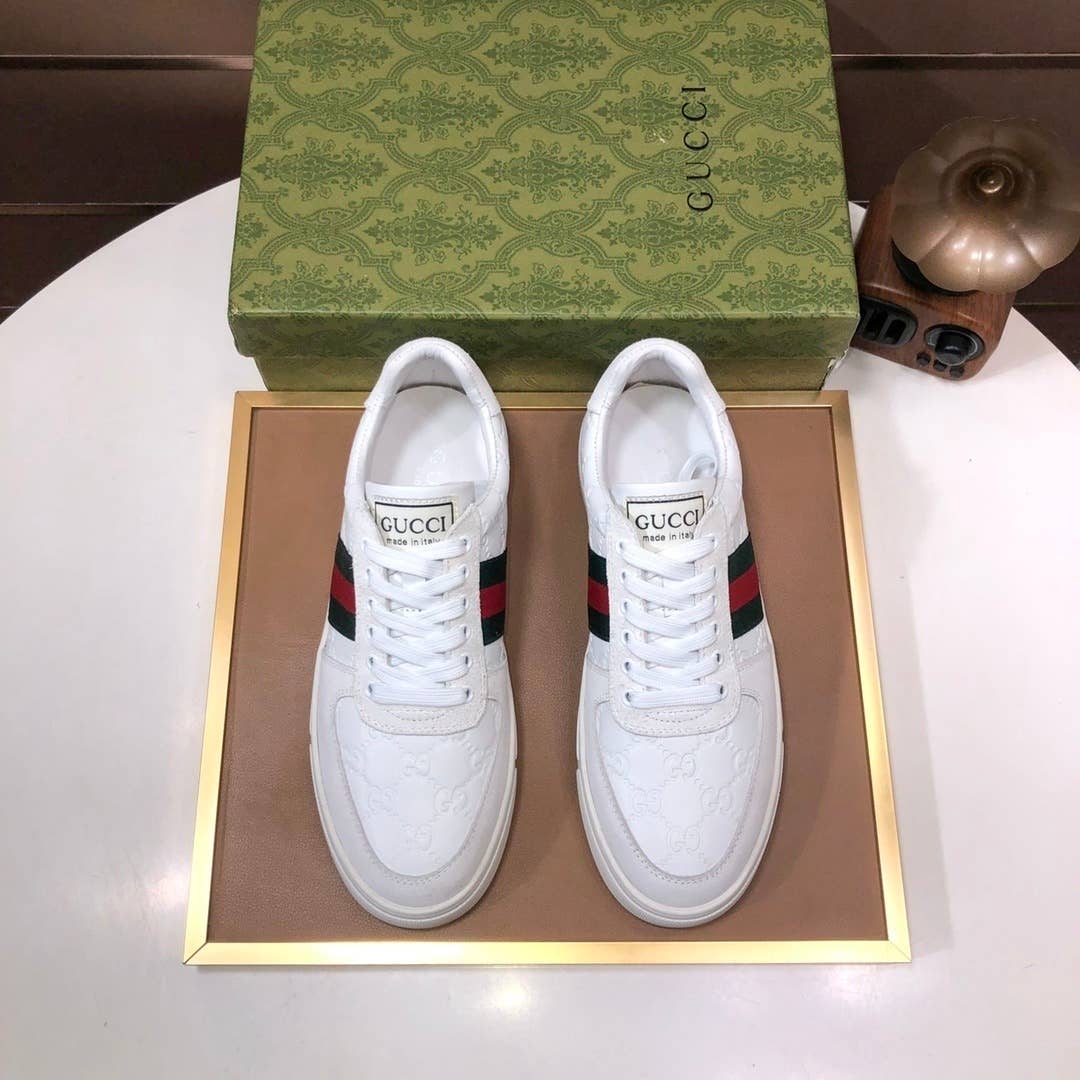 Screener sneaker