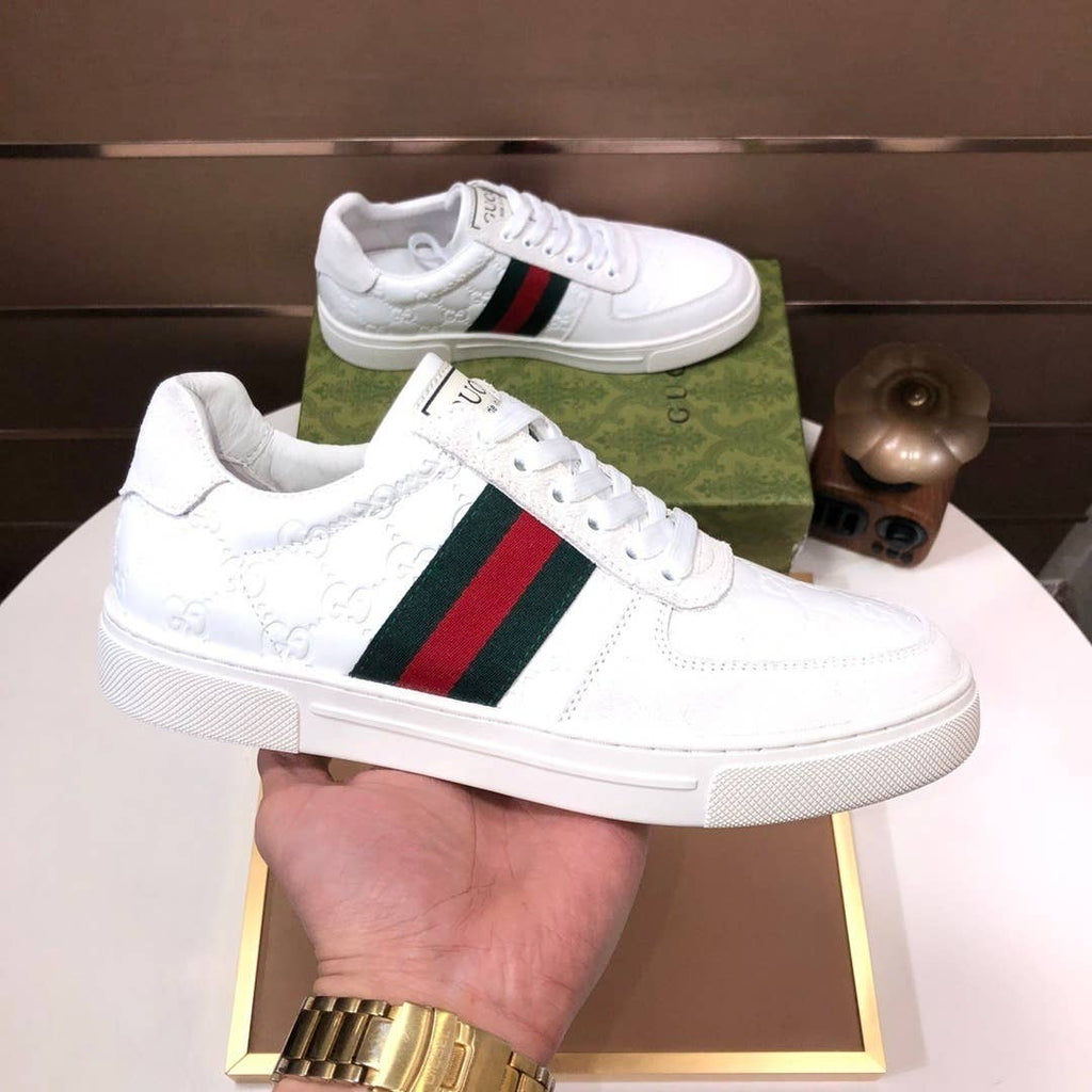 Screener sneaker