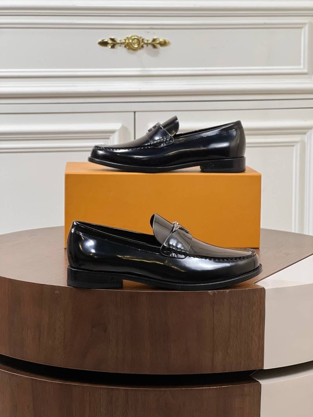 LV Oxford loafer