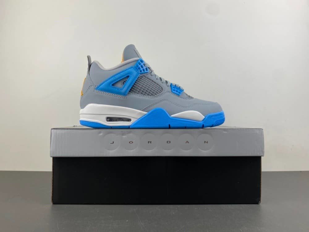 4 Retro LS 'Mist Blue' Retro, Style