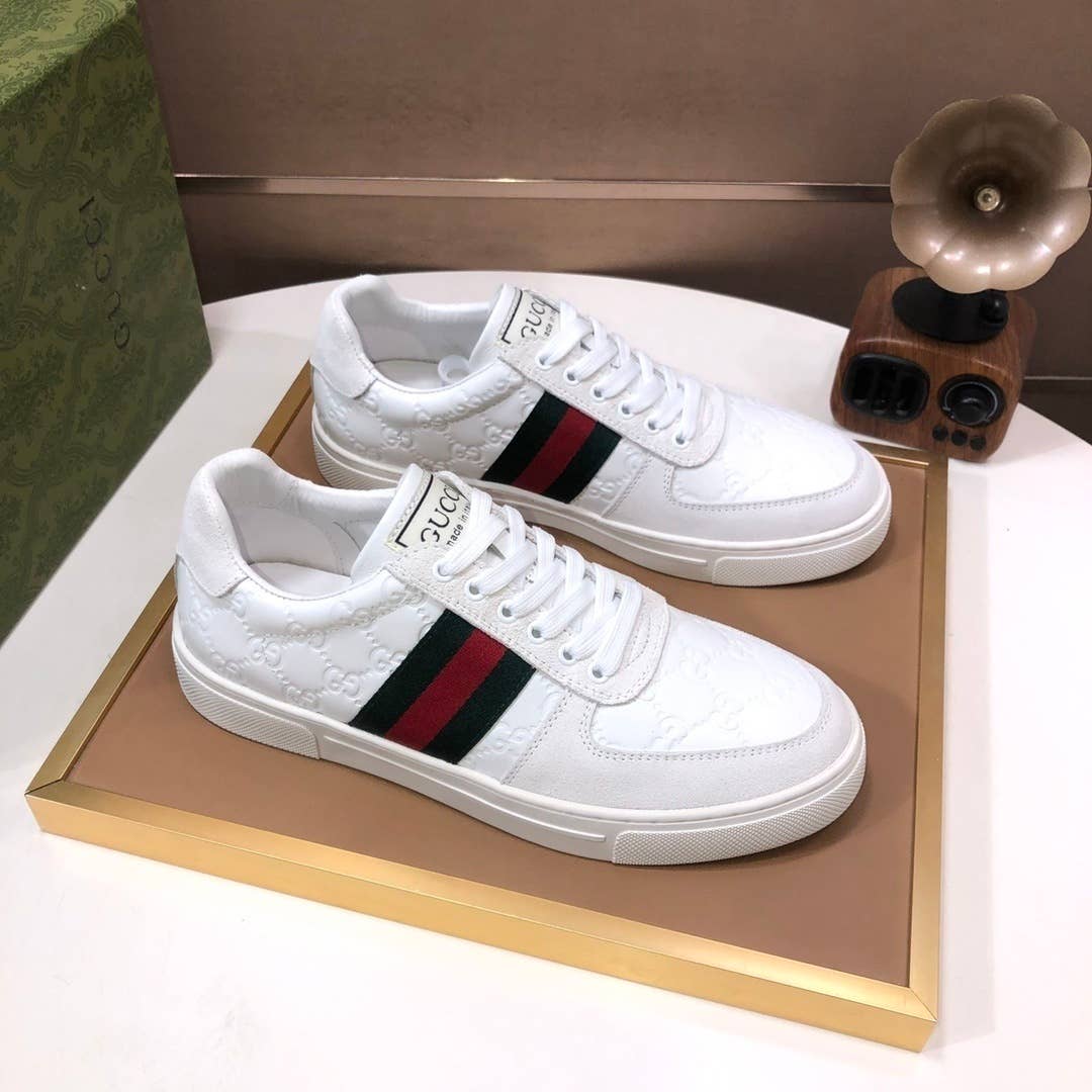 Screener sneaker