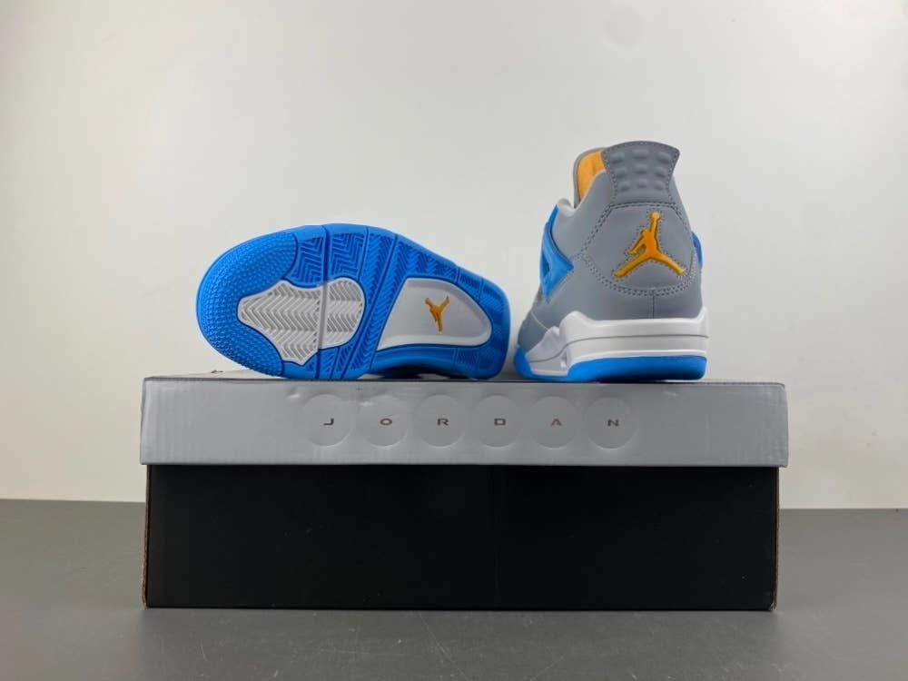4 Retro LS 'Mist Blue' Retro, Style