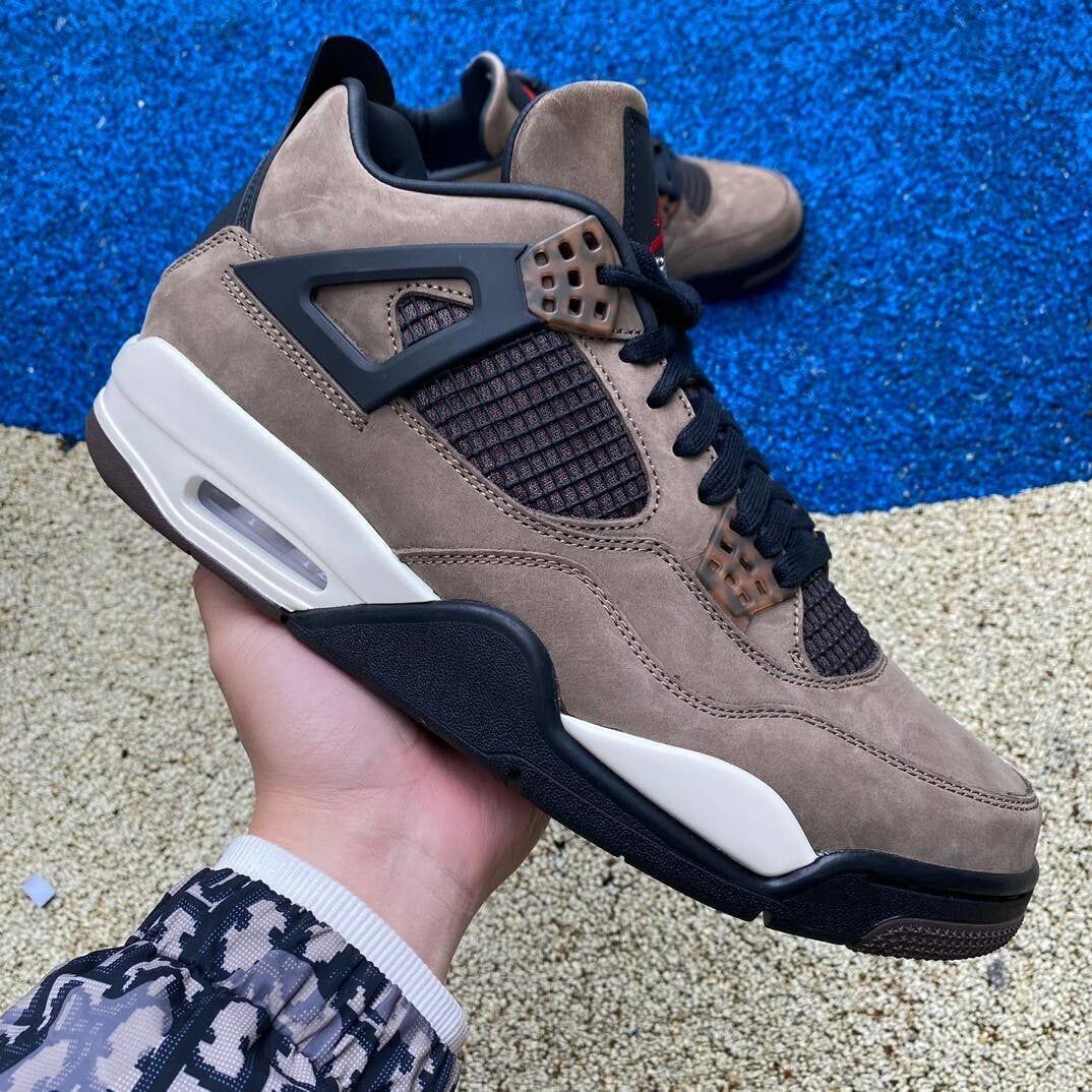 J4r TS x AIR