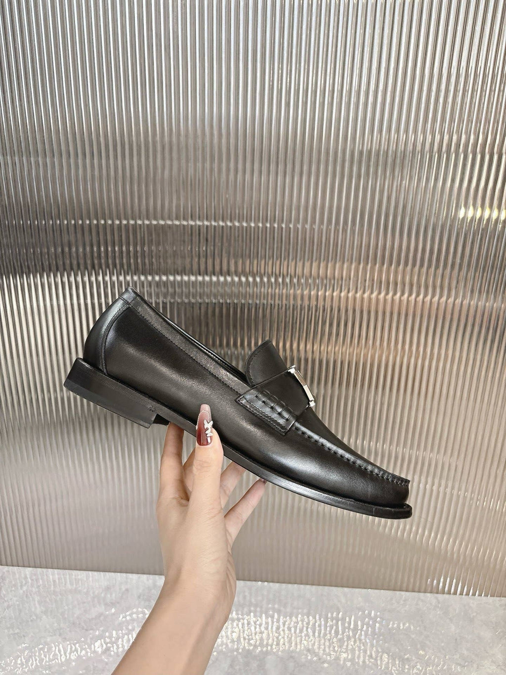 LV Scala Loafer