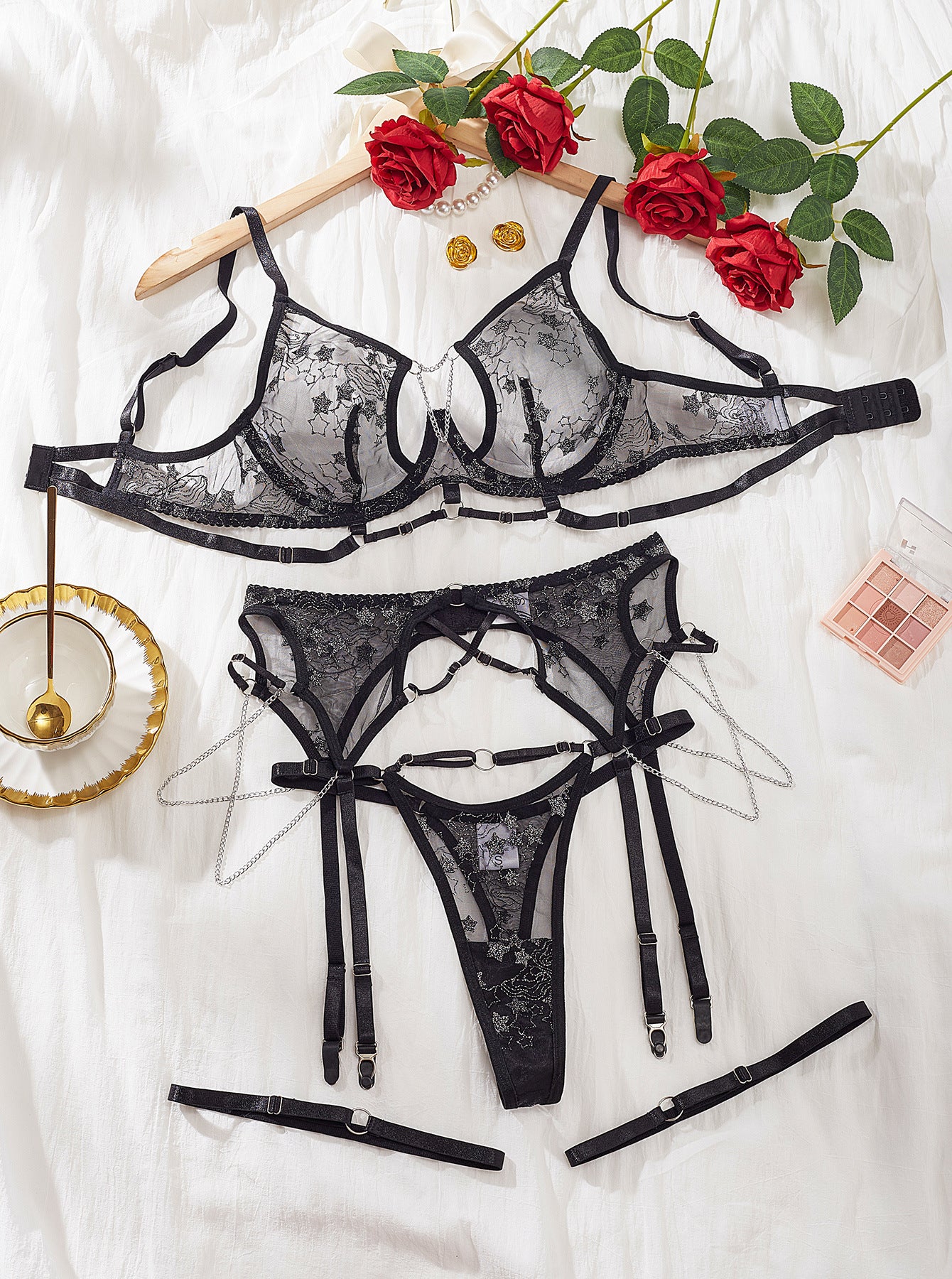 Hollow Chain Underwear Four-piece Set