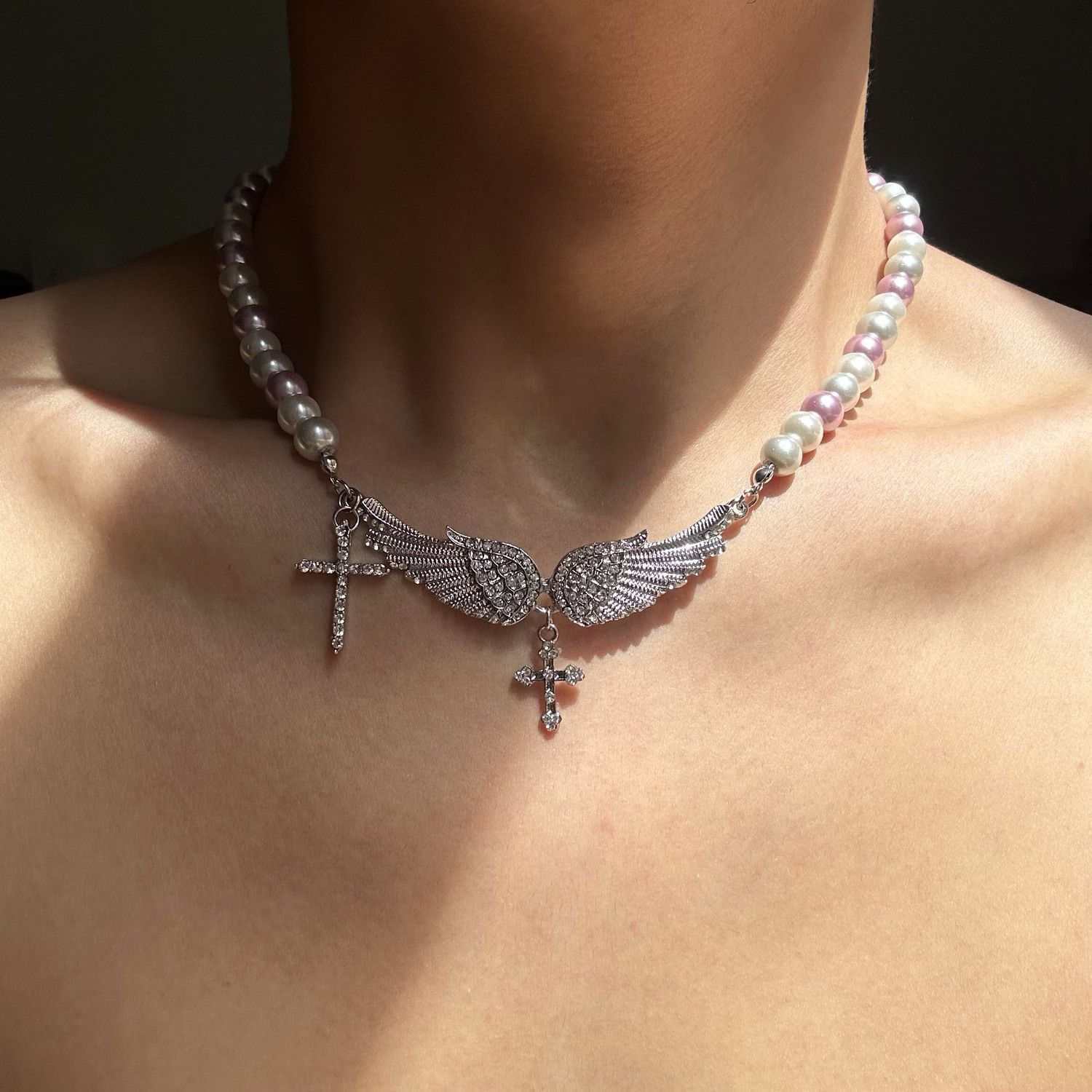Mens Sophisticated Cross American-Style Versatile Necklace
