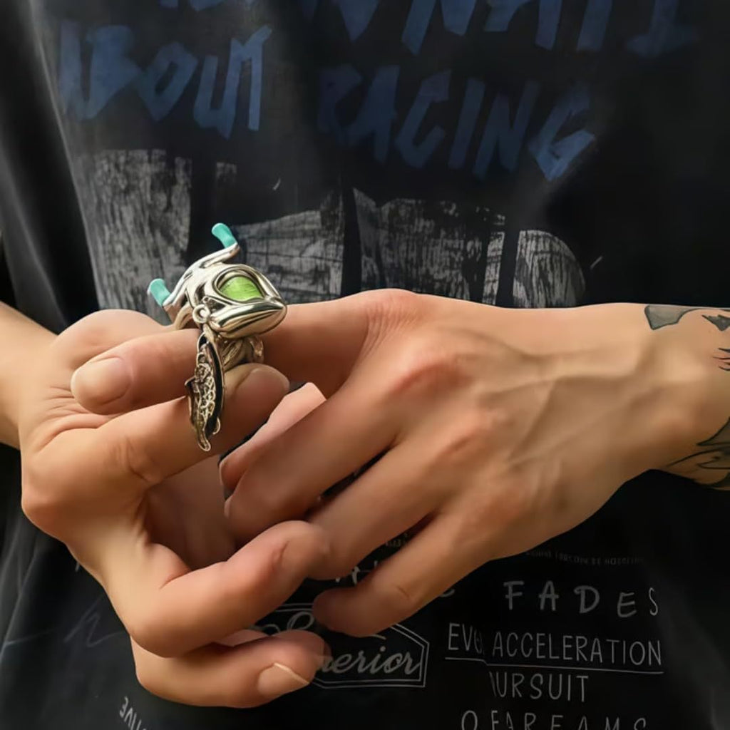 Luxury Fishing Reel Necklace Rotatable